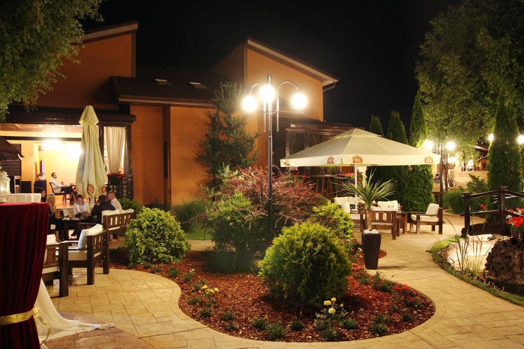 Rixo'S Guesthouse Circea 외부 사진