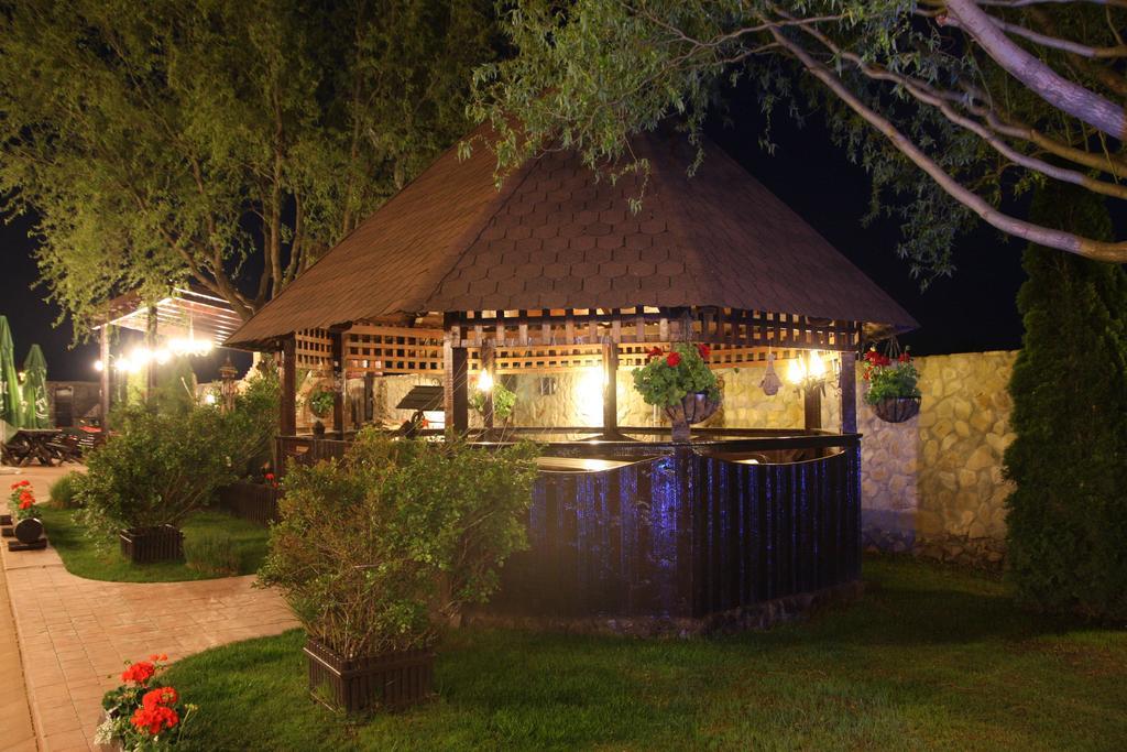 Rixo'S Guesthouse Circea 외부 사진
