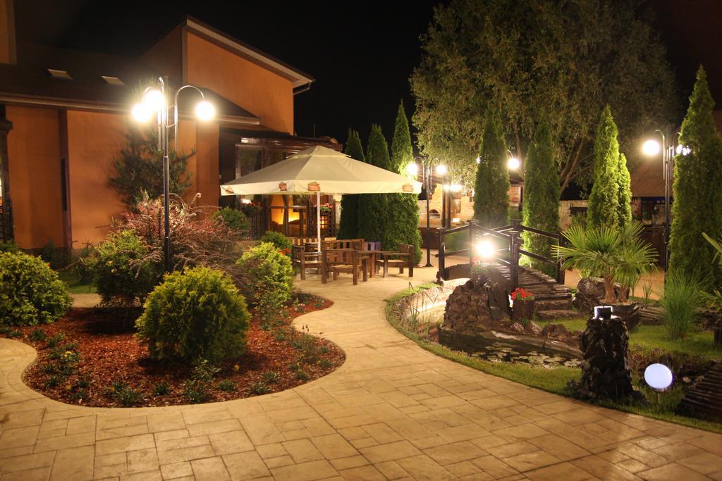 Rixo'S Guesthouse Circea 외부 사진