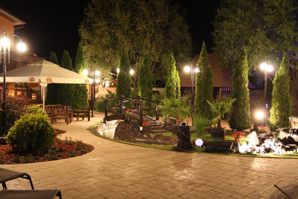 Rixo'S Guesthouse Circea 외부 사진
