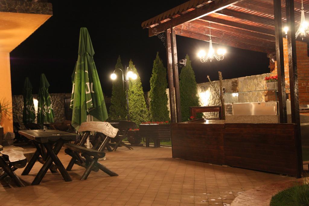 Rixo'S Guesthouse Circea 외부 사진