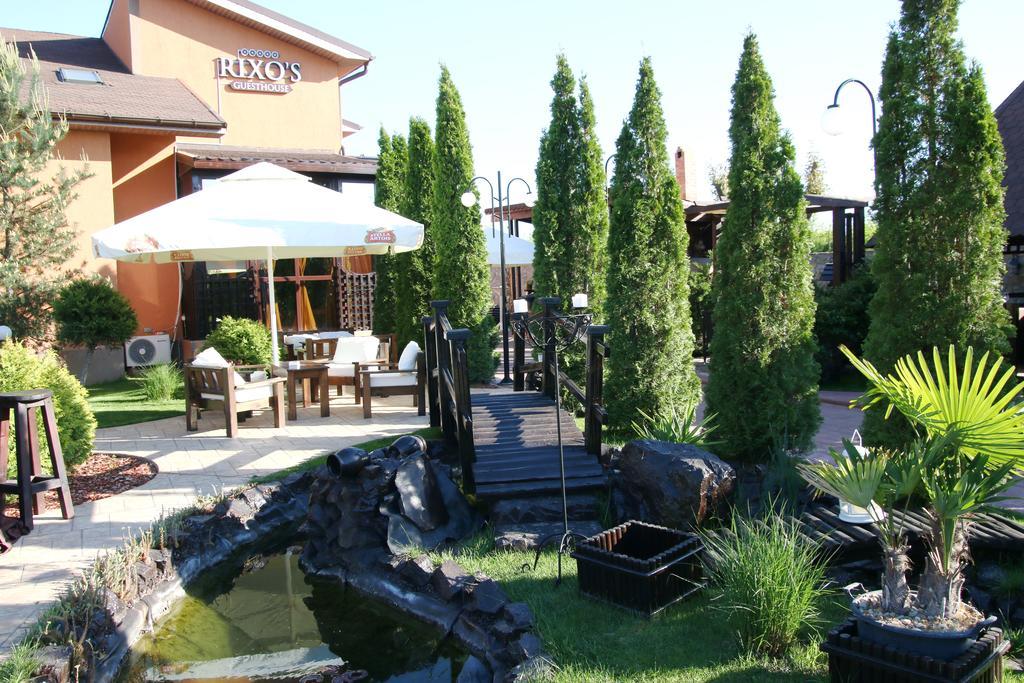 Rixo'S Guesthouse Circea 외부 사진