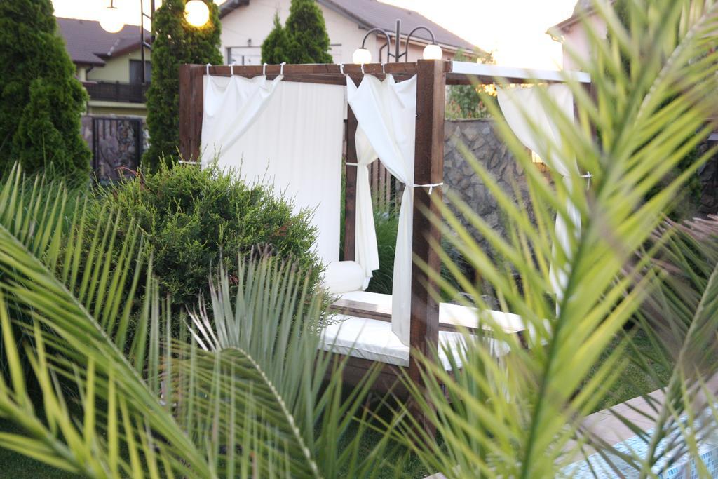 Rixo'S Guesthouse Circea 외부 사진